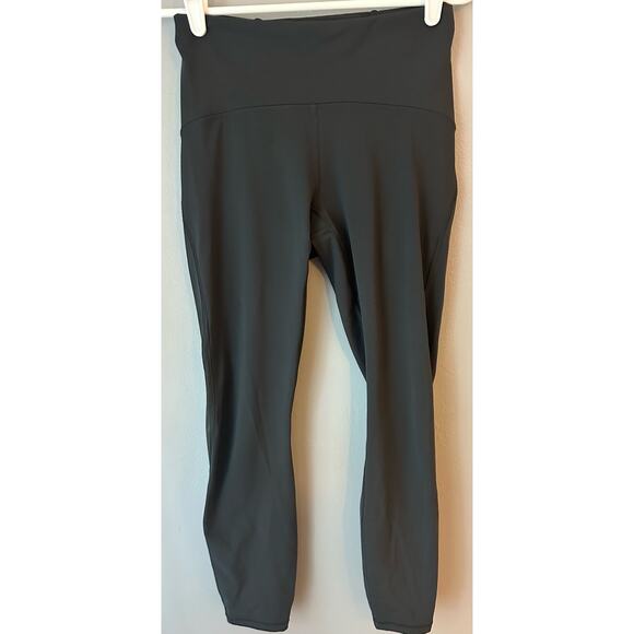 Lululemon Train Times 7/8 Pant Size 6 - Picture 1 of 6